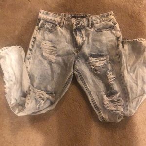 Buffalo Capri Boyfriend Jeans